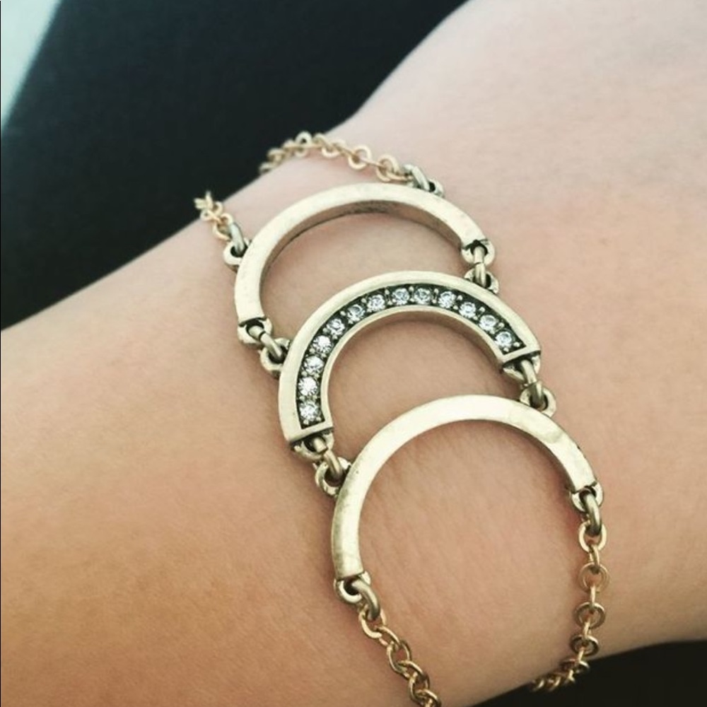 Chloe + Isabel Lunette Triple Crescent Bracelet
